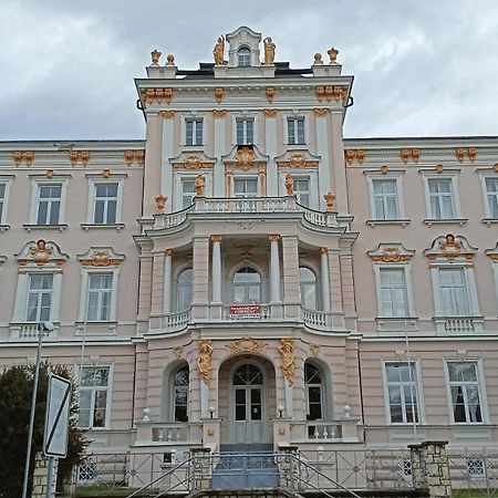 Mva House Teplice, Sanovsky Park Aparthotel Exterior photo